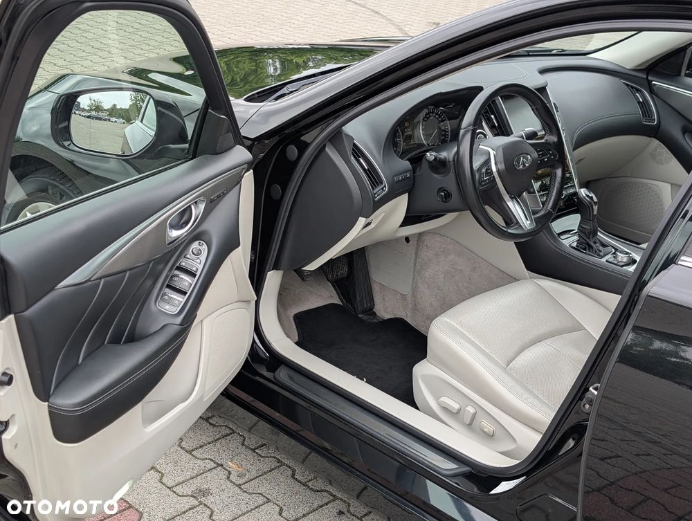 Infiniti Q50 2.0t Premium - 10