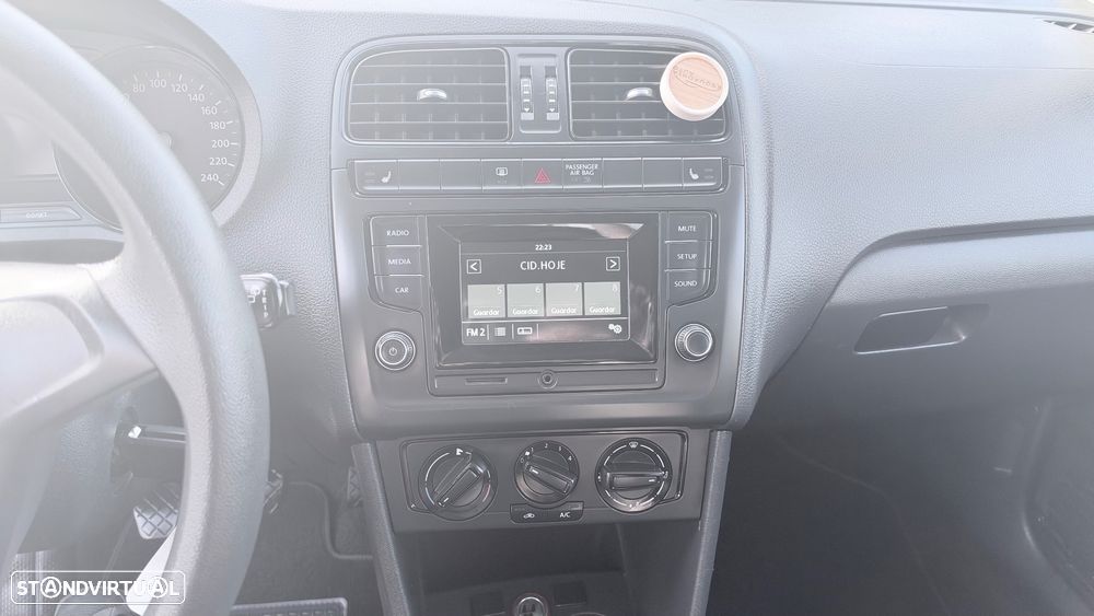 VW Polo 1.0 Trendline - 10