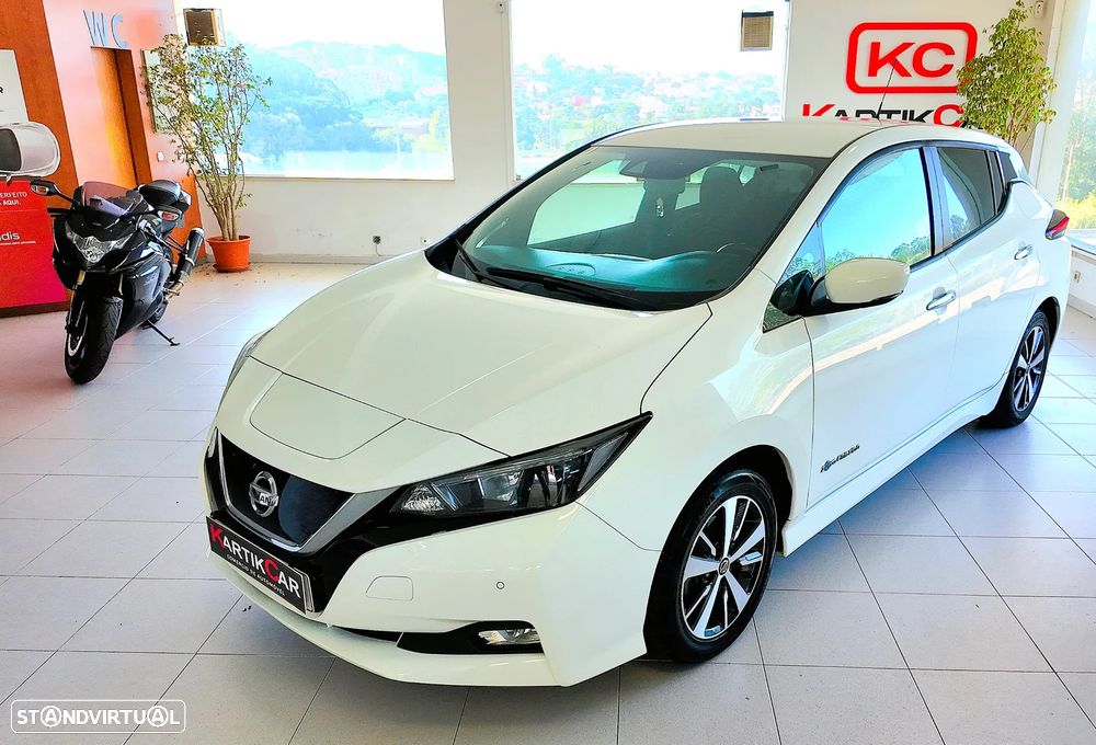 Nissan Leaf N-Connecta - 2