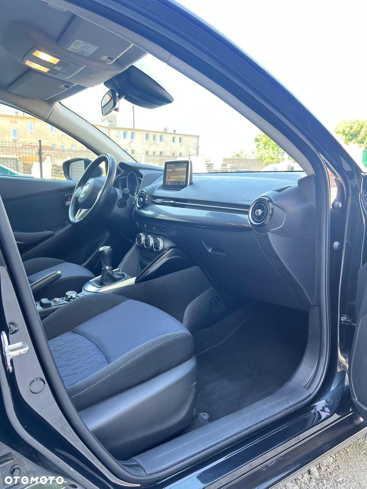 Mazda 2 - 19