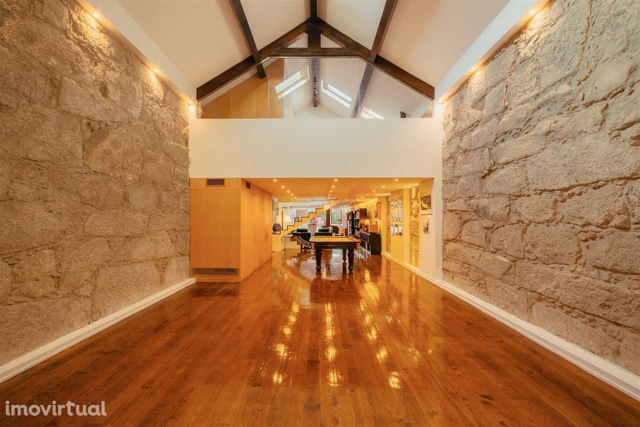 Moradia de luxo localizada no coração da cidade do Porto - Grande imagem: 3/30