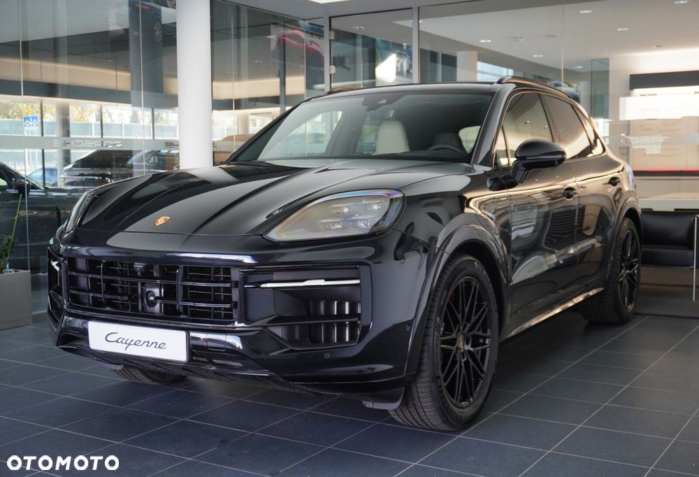 Porsche Cayenne GTS - 2