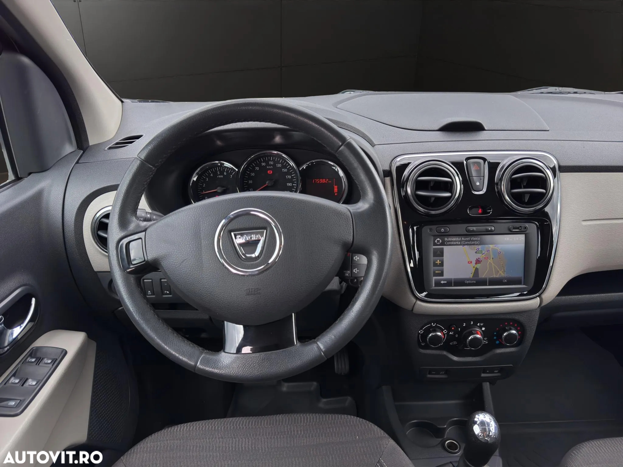 Dacia Lodgy - 10