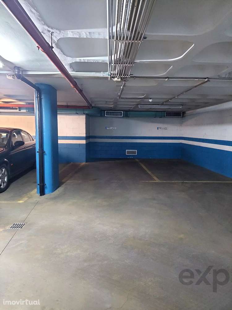 Garagem em pleno Chiado - Grande imagem: 2/5