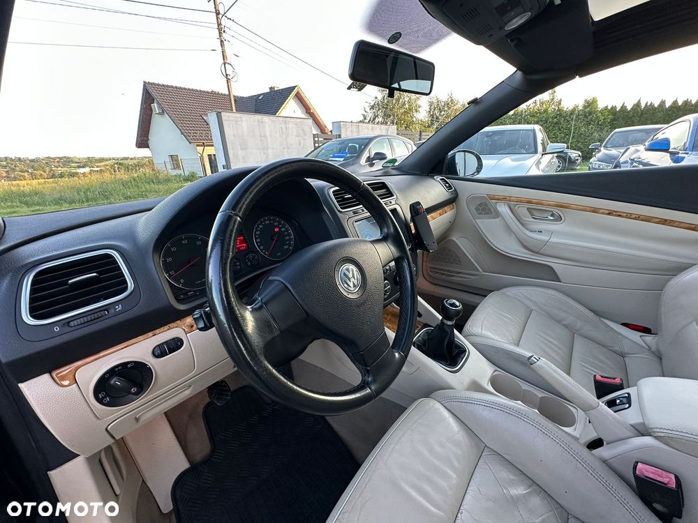 Volkswagen Eos - 17