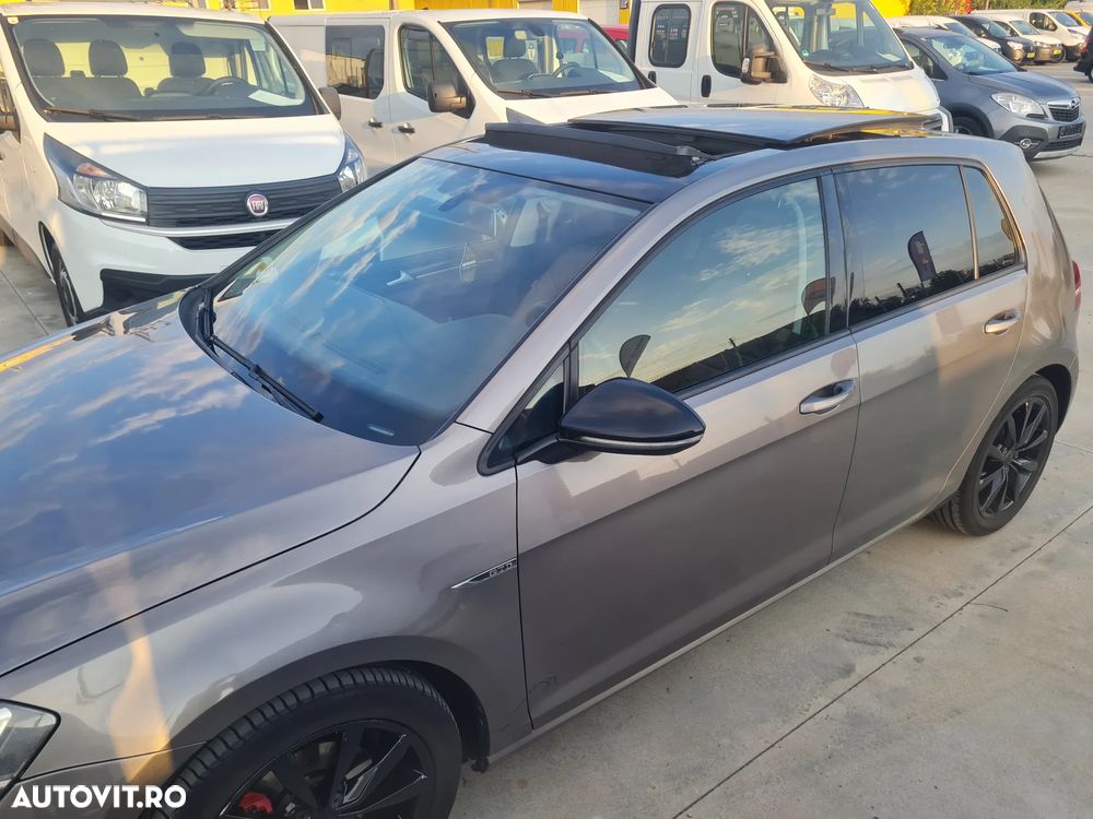 Volkswagen Golf - 3