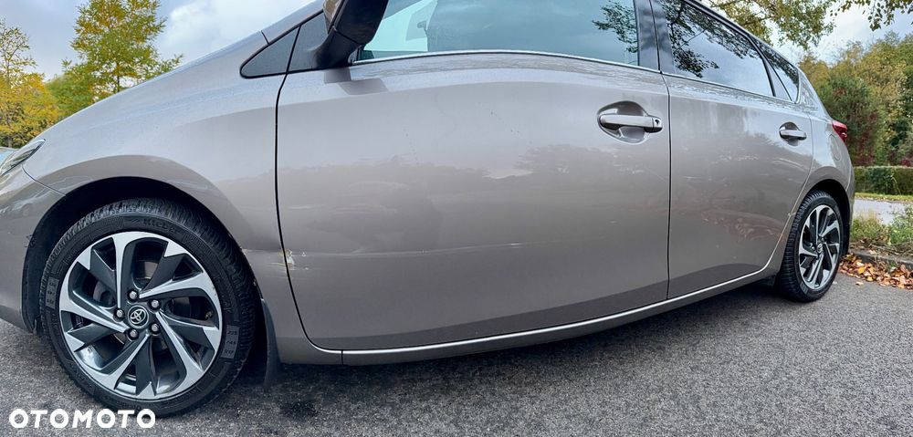 Toyota Auris 1.6 Comfort - 33