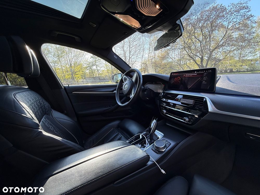 BMW Seria 5 520d MHEV M Sport sport - 26