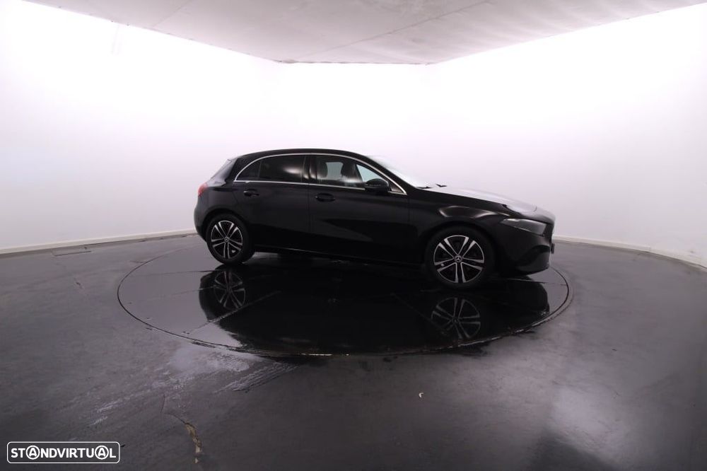 Mercedes-Benz A 200 d - 11
