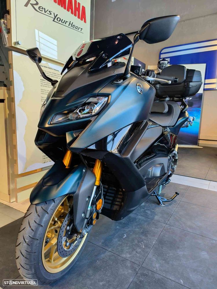 Yamaha TMAX TechMax - 7
