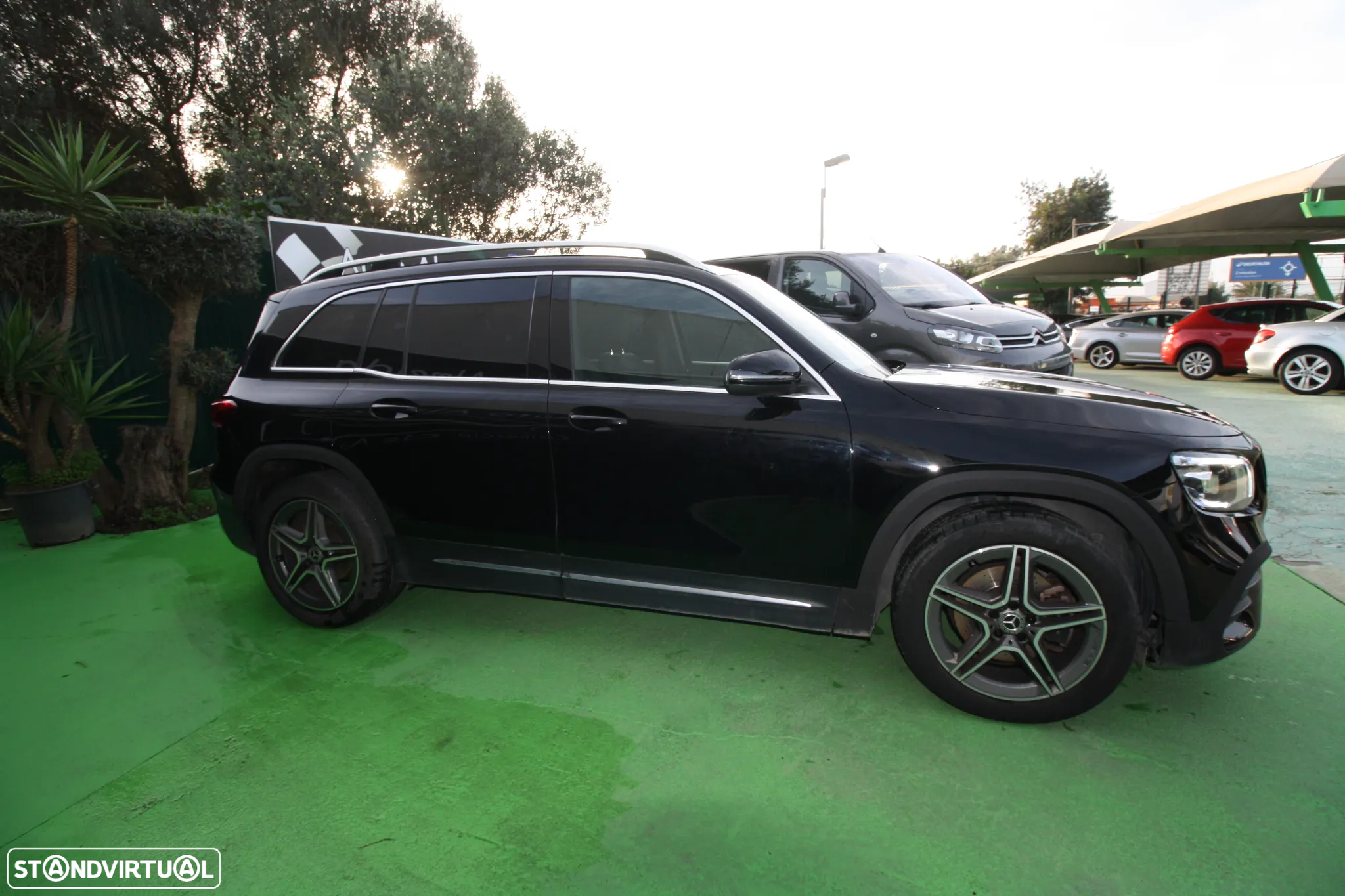 Mercedes-Benz GLB 180 d AMG Line - 34