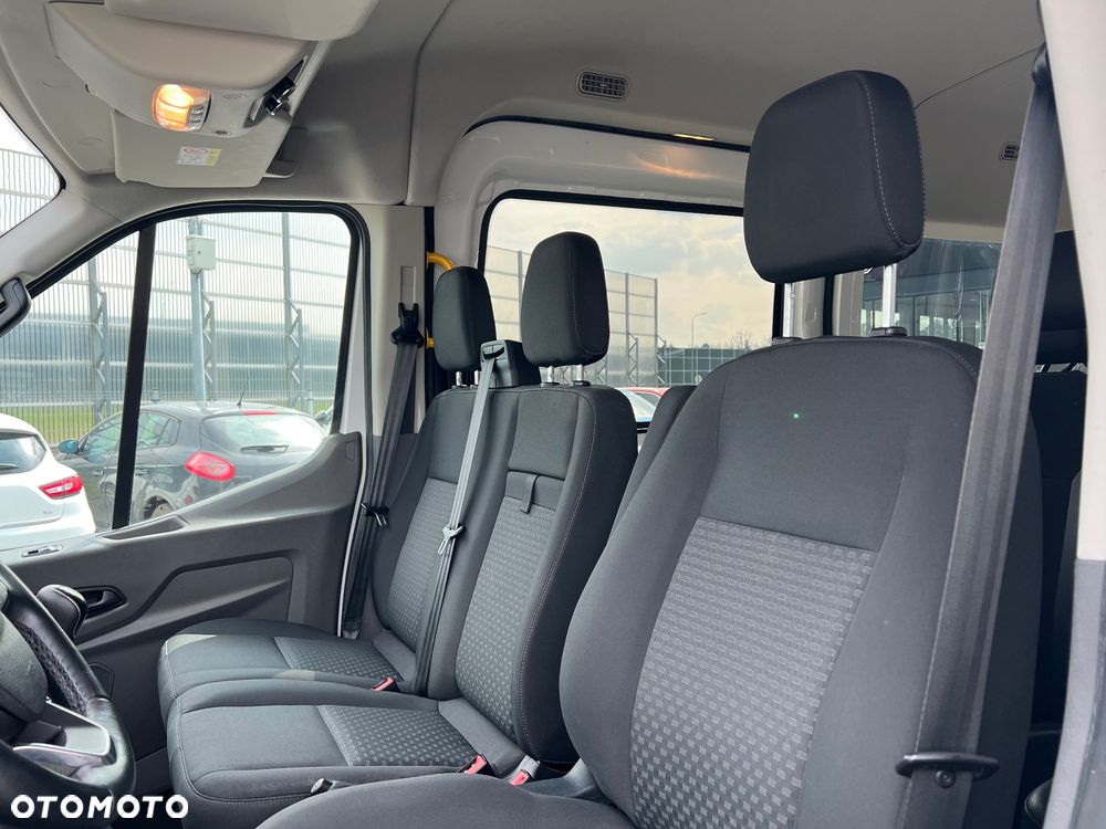Ford Transit - 30