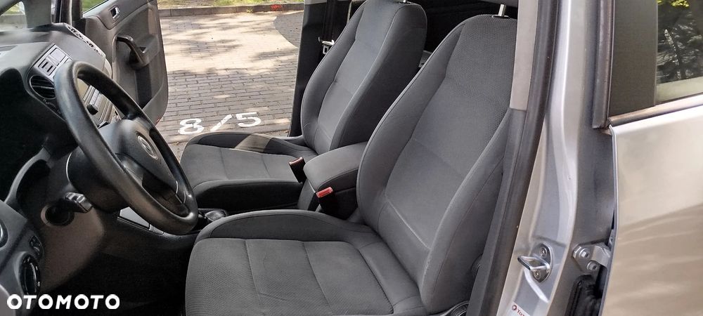 Volkswagen Golf Plus - 11