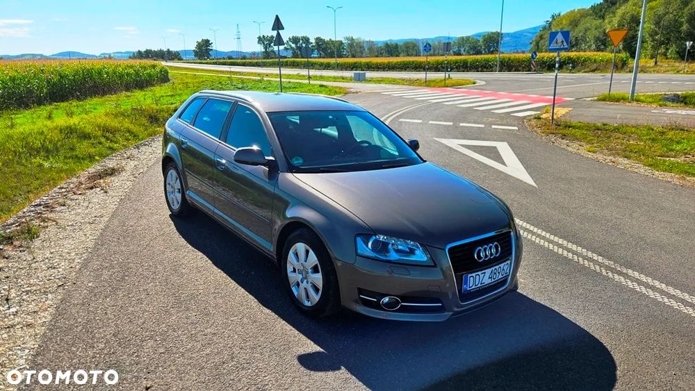Audi A3 Sportback 1.6 TDI Attraction - 12