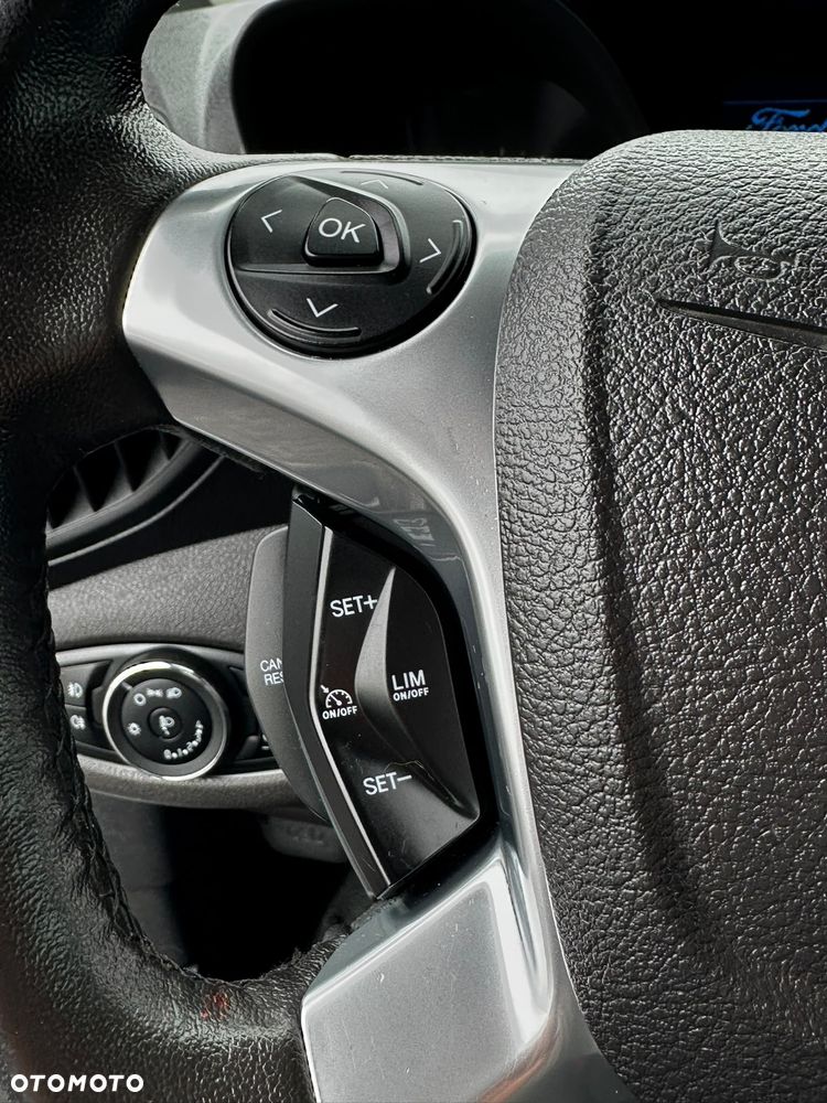 Ford Transit Connect - 18