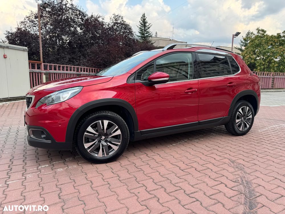 Peugeot 2008 PureTech 110 Stop&Start EAT6 Allure - 2