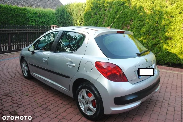 Peugeot 207 1.4 16V Presence - 6