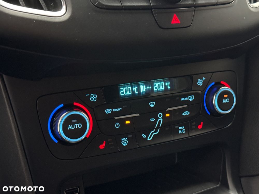 Ford Focus 1.0 EcoBoost ST-Line ASS - 26