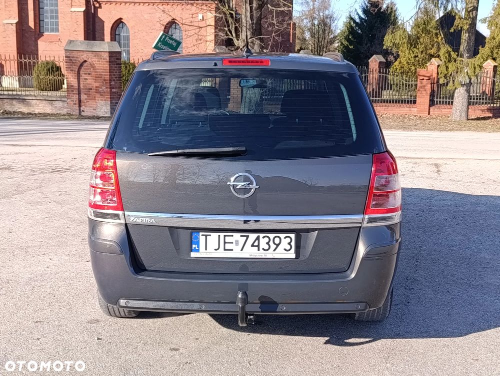 Opel Zafira 1.8 Cosmo - 21