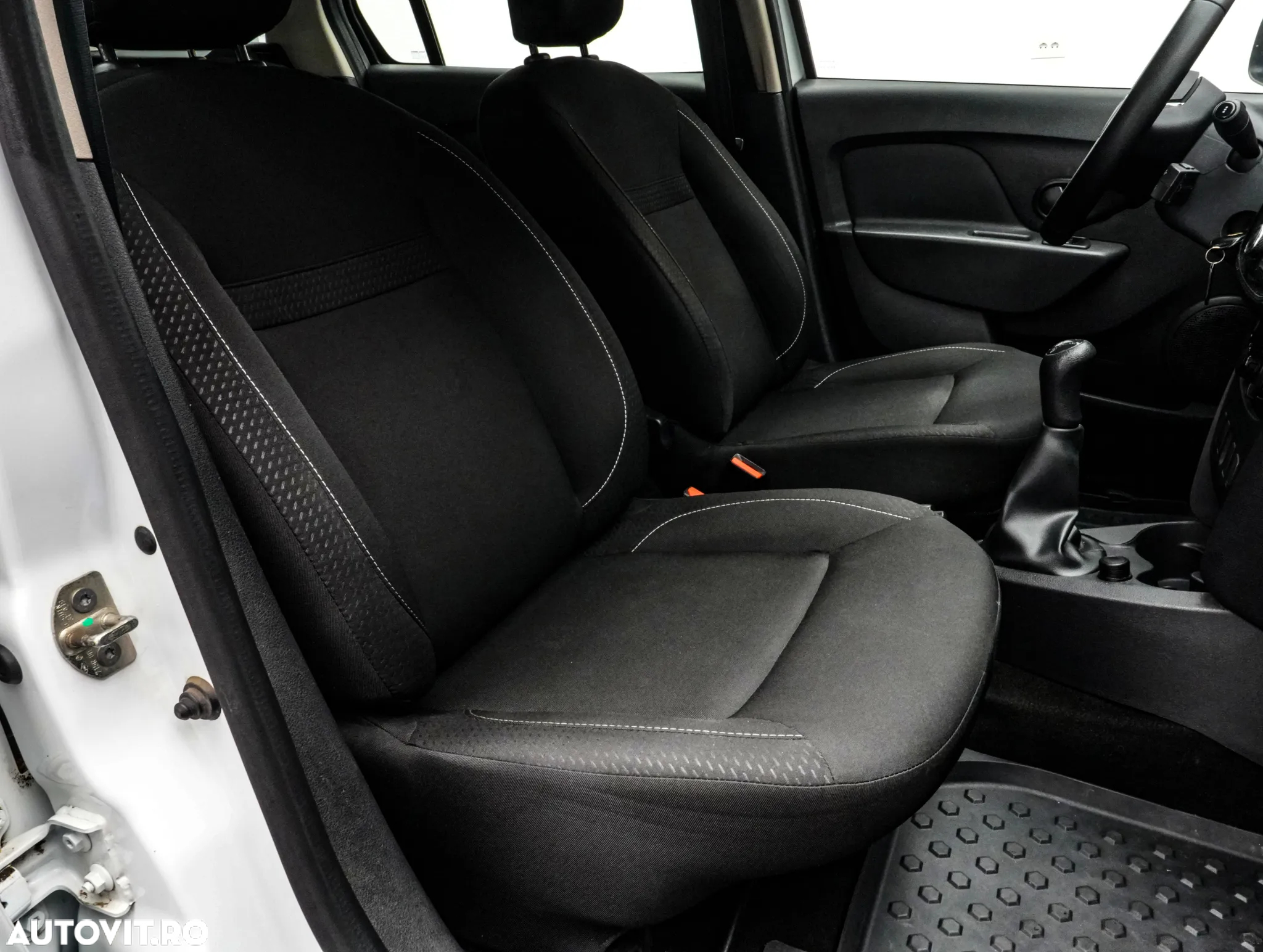 Dacia Logan MCV 1.5 dCi Ambiance - 15