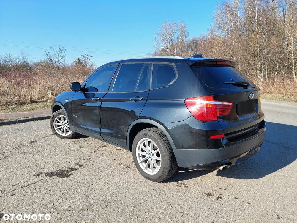 BMW X3 2.0d - 12