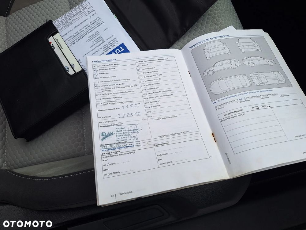 Volkswagen Touran - 34