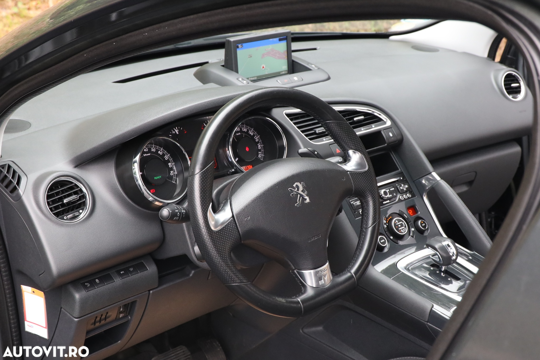 Peugeot 3008 HYbrid4 2.0 HDI FAP ETG + Electric - 10