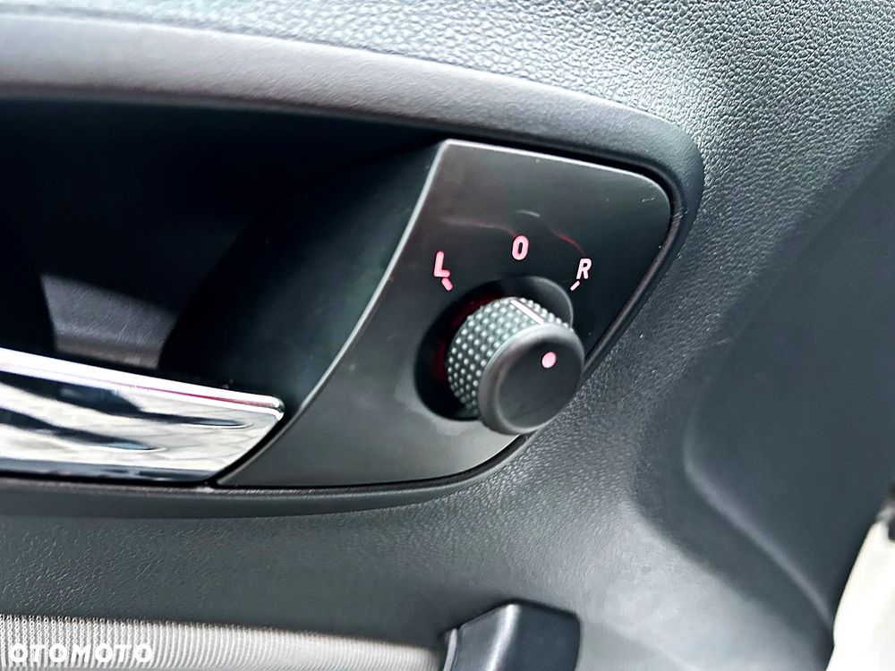 Seat Ibiza SC 1.2 TSI FR - 22