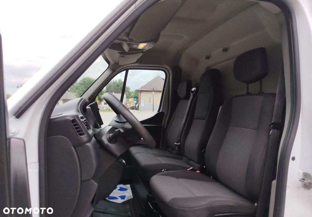 Renault Master - 10