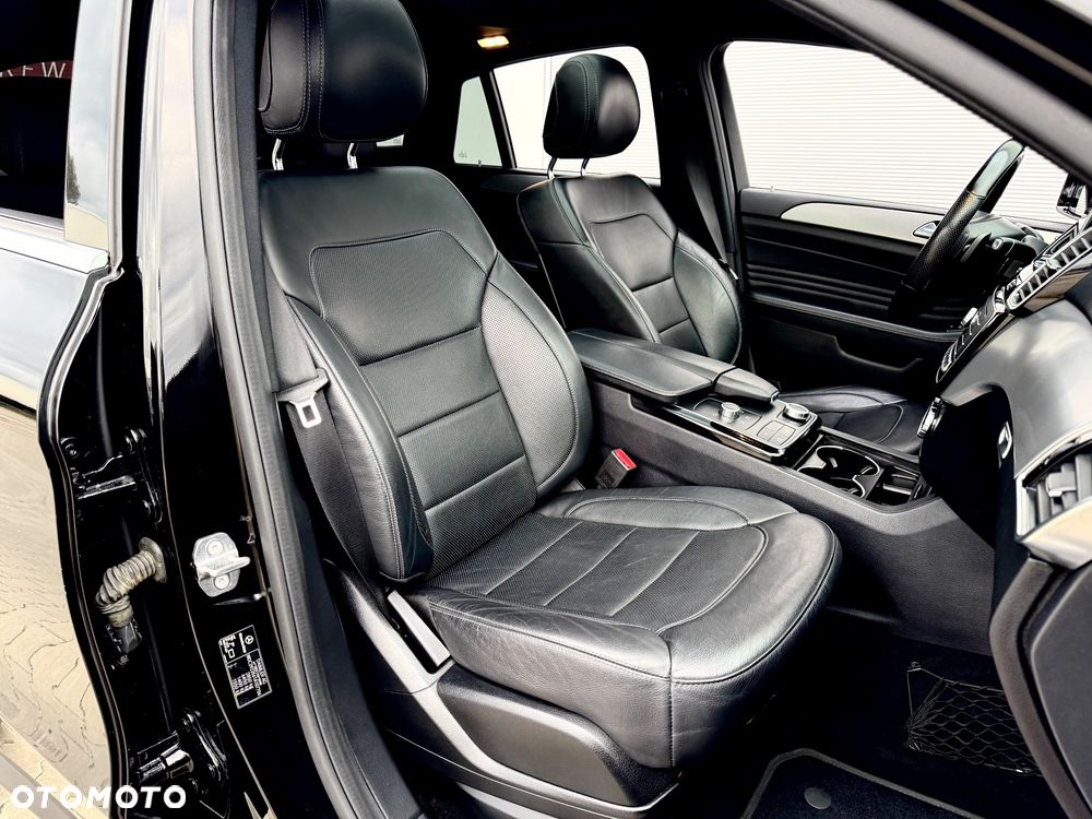 Mercedes-Benz GLE 400 4Matic 9G-TRONIC AMG Line - 30