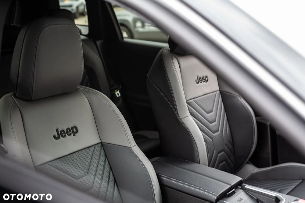 Jeep Compass 1.2 T3 mHEV Summit FWD DCT - 7