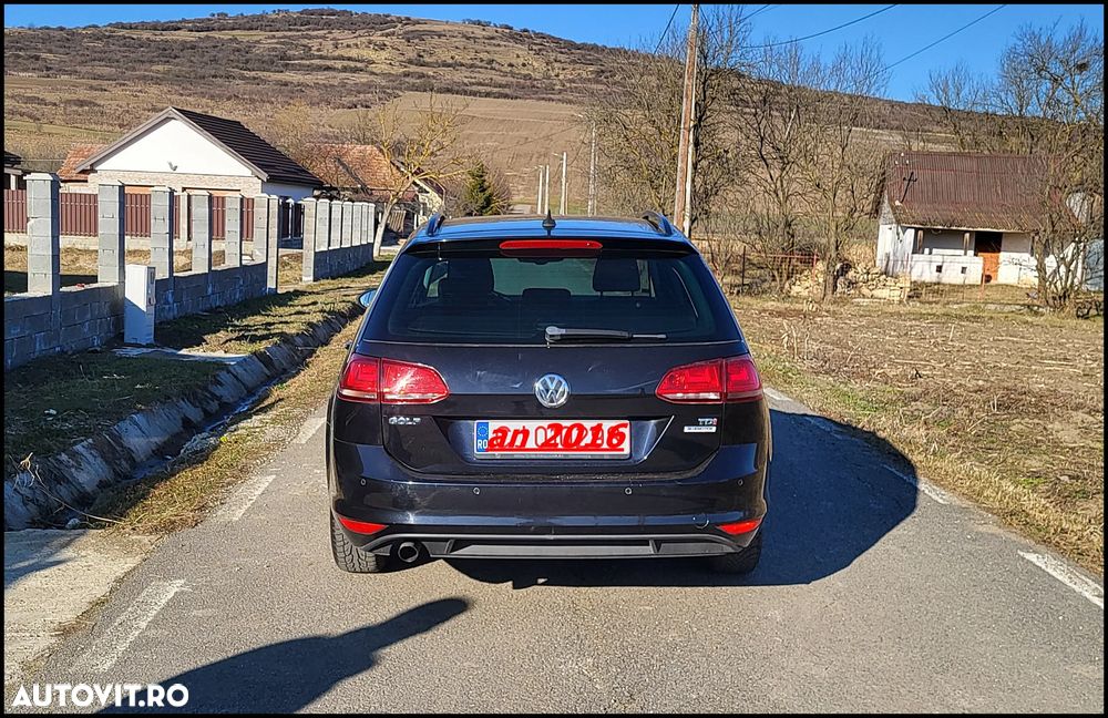 Volkswagen Golf 1.6 TDI BlueMotion Technology Comfortline - 9