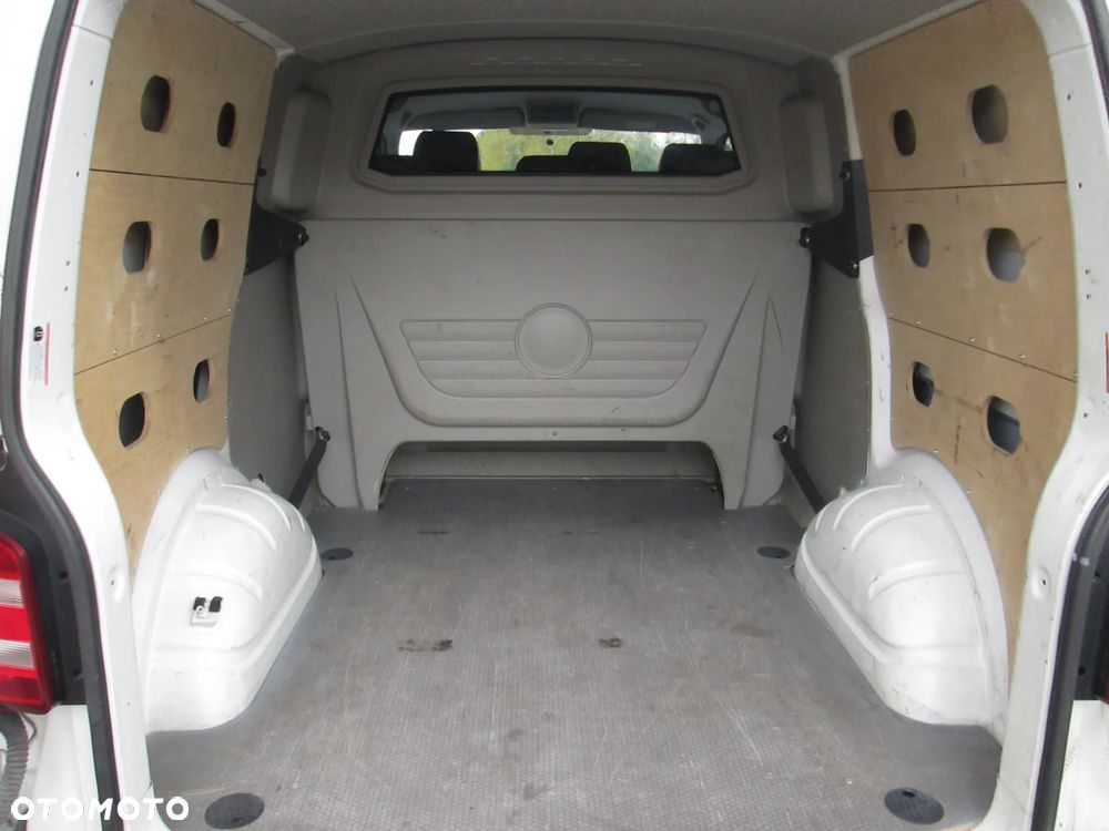 Volkswagen Transporter Brygadówka 6 osobowy - 8