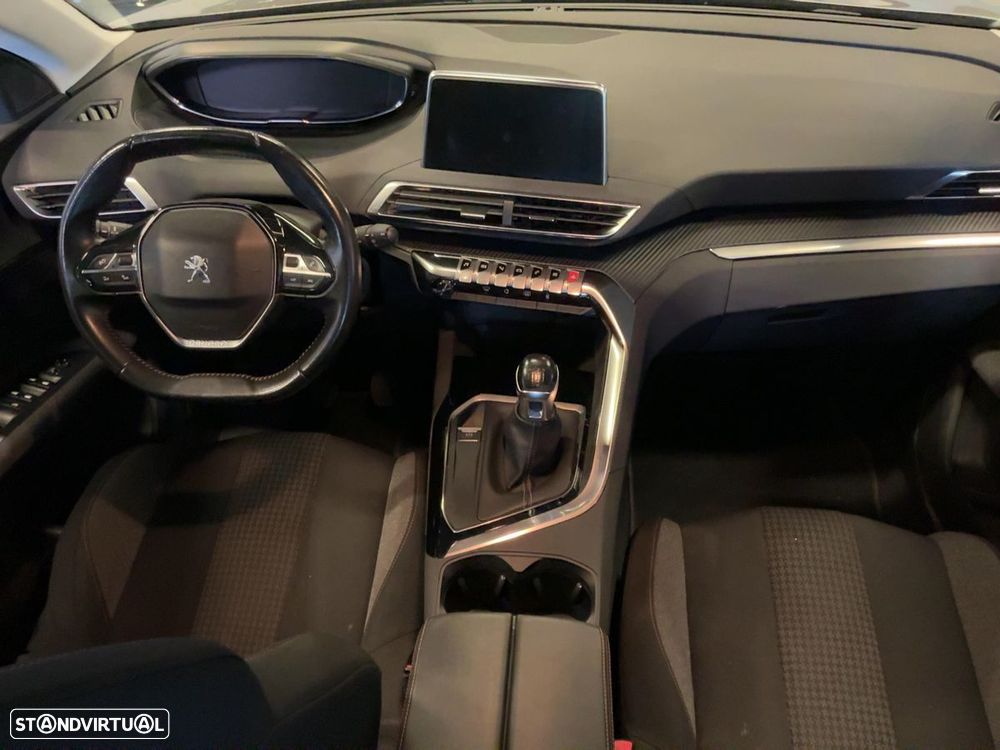 Peugeot 3008 PureTech 130 Stop & Start GPF Allure Pack - 7