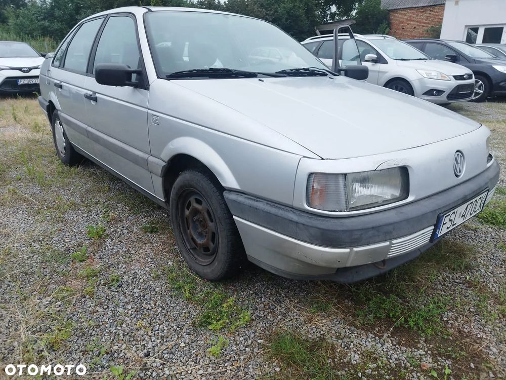 Volkswagen Passat 2.0 GL - 8