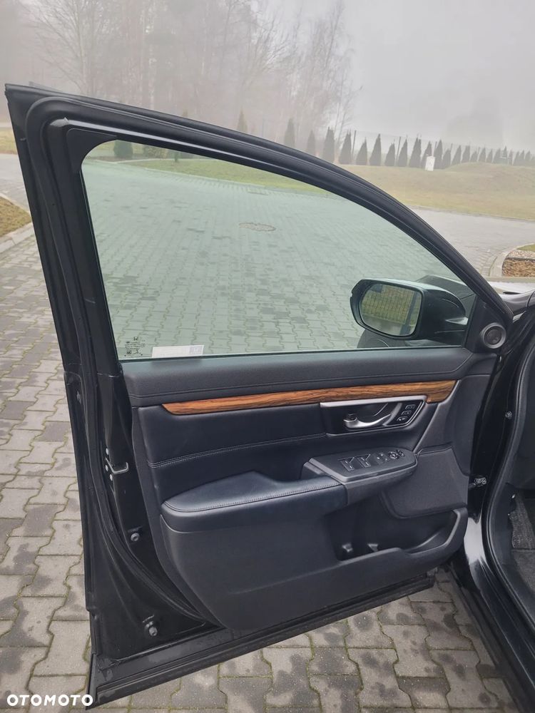 Honda CR-V 1.5T 4WD CVT Executive - 23