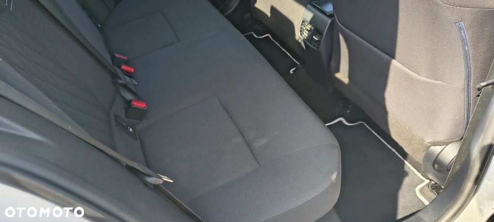 Toyota Corolla 1.8 Hybrid GPF Comfort - 35