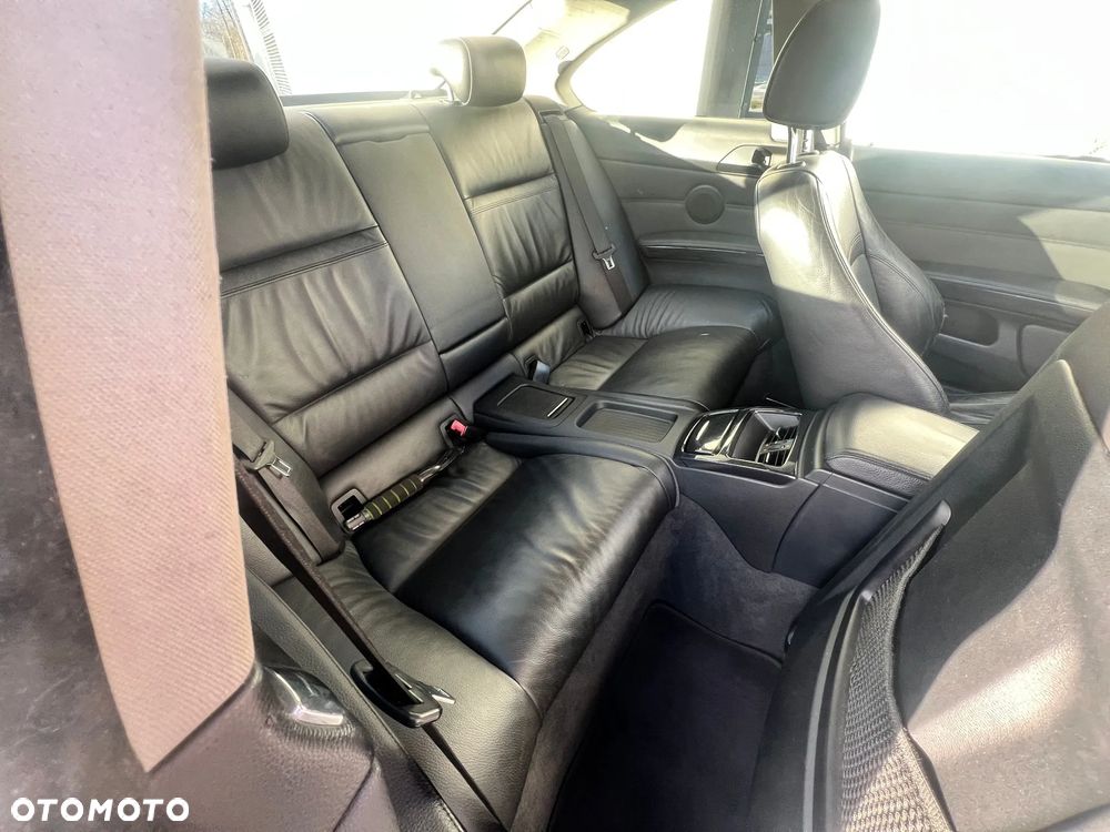 BMW Seria 3 320i - 6