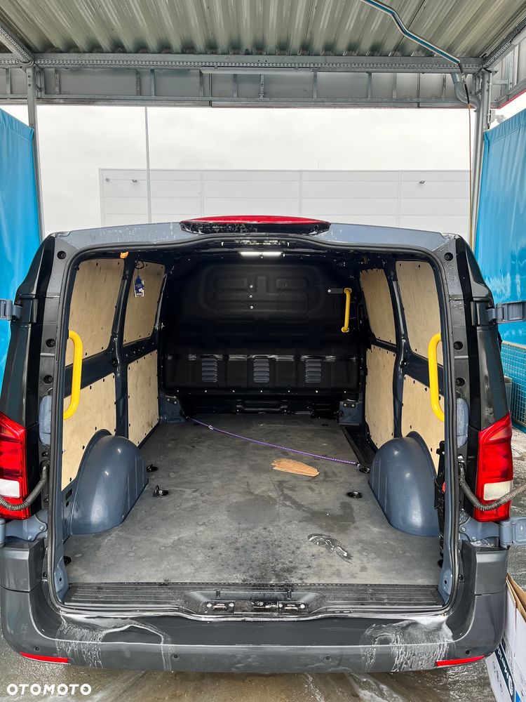 Mercedes-Benz Vito - 5