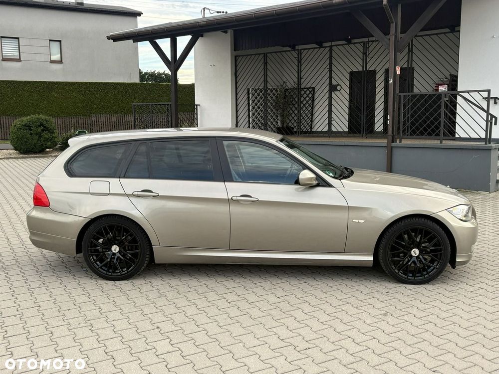 BMW Seria 3 320d - 8