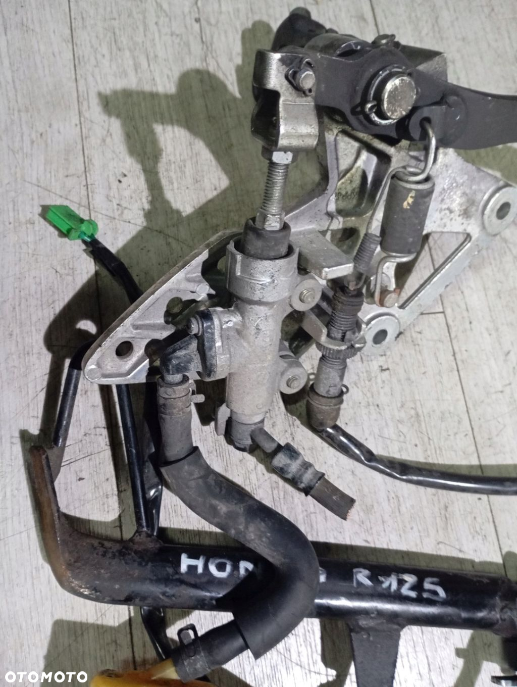 Set podnóżek kierowcy pompa hamulcowa HONDA CBR 125 R - 3