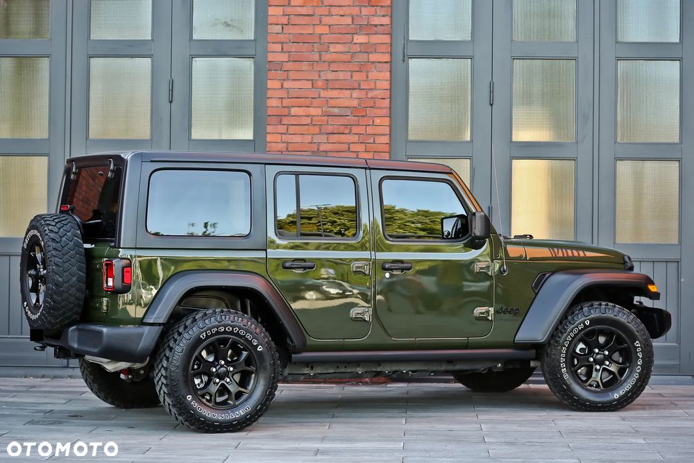 Jeep Wrangler - 15