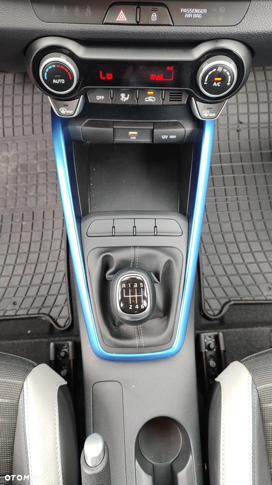 Kia Stonic 1.0 T-GDI L - 22