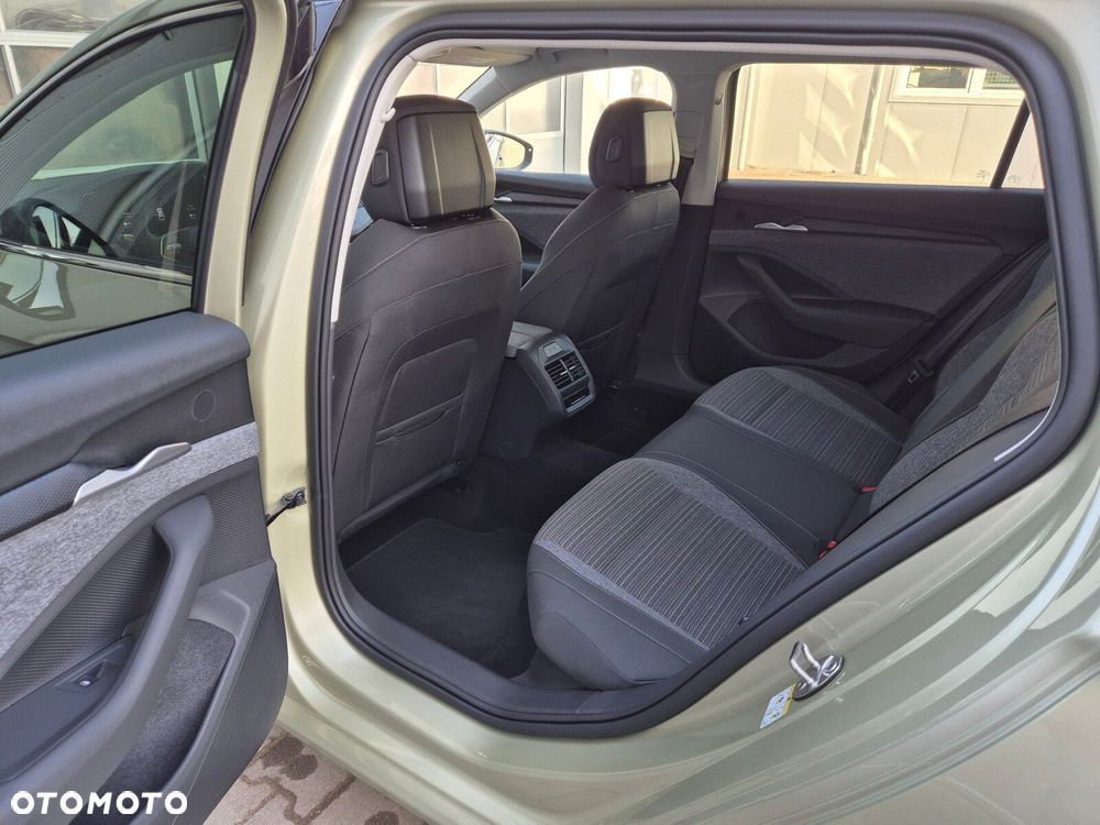 Skoda Superb 1.5 TSI Style DSG - 12