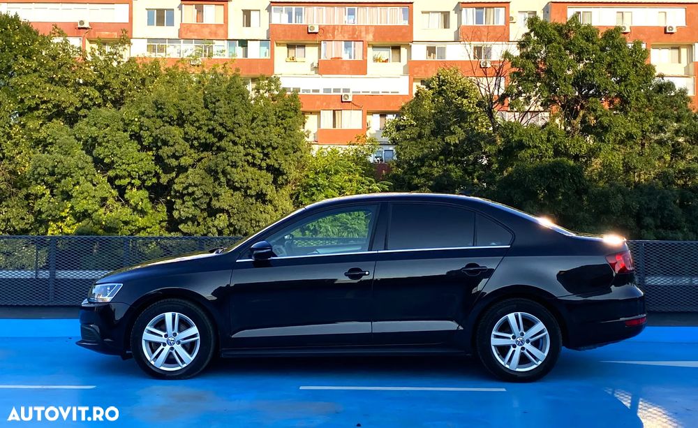 Volkswagen Jetta 1.4 DSG Comfortline - 25