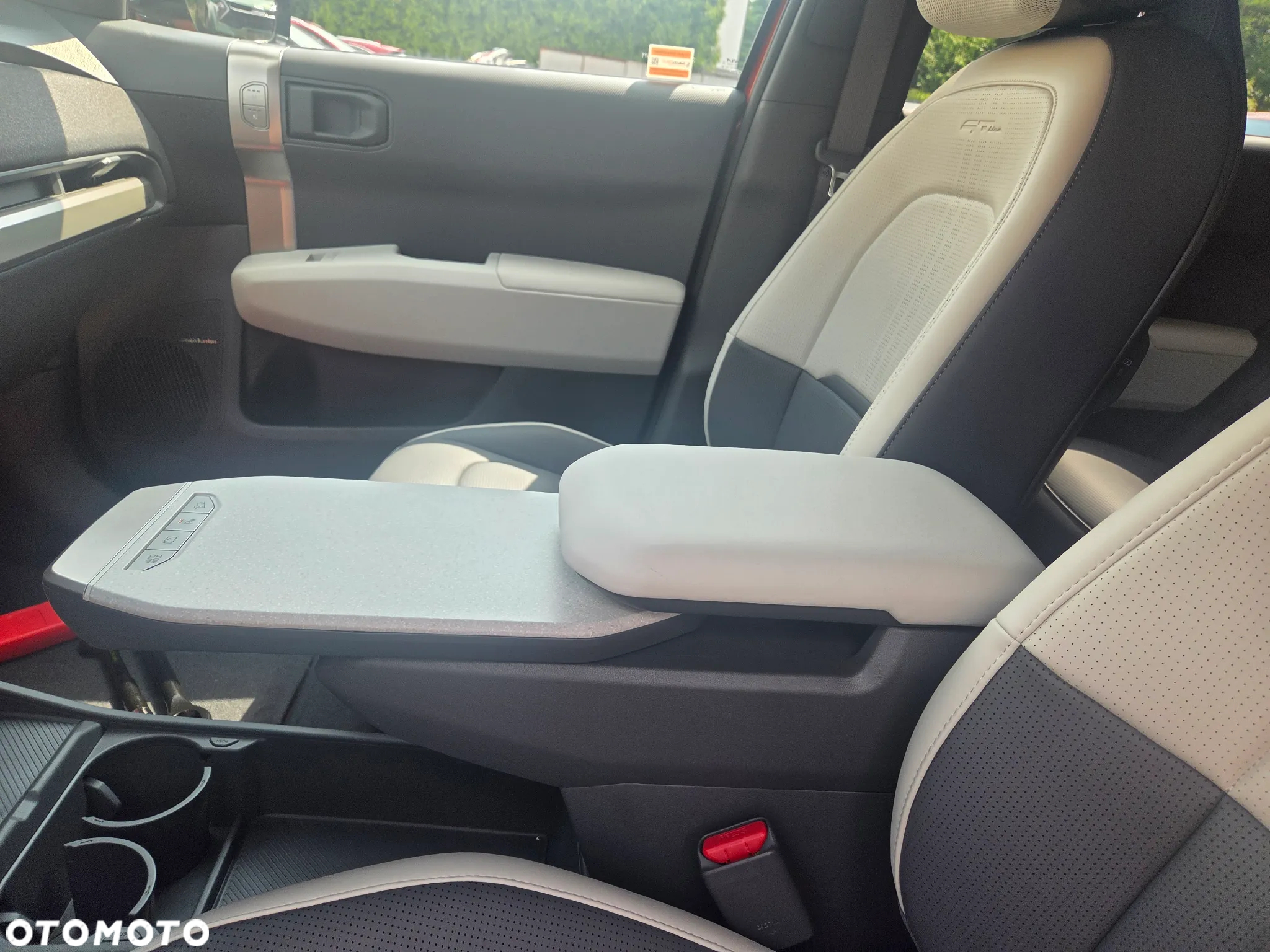 Kia EV3 81.4kWh GT Line - 4