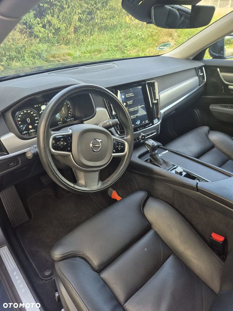 Volvo V90 T4 Momentum Pro - 9