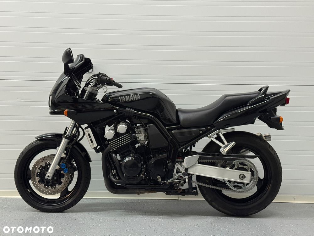 Yamaha FZ6 - 12