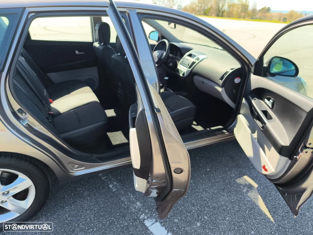 Kia Ceed 1.4 CVVT EX ISG - 13