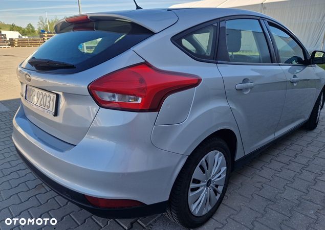 Ford Focus - 4